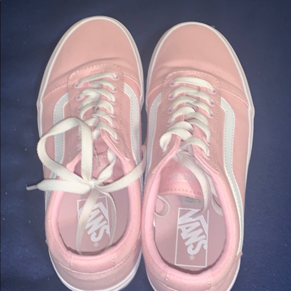 pink old school vans never been worn